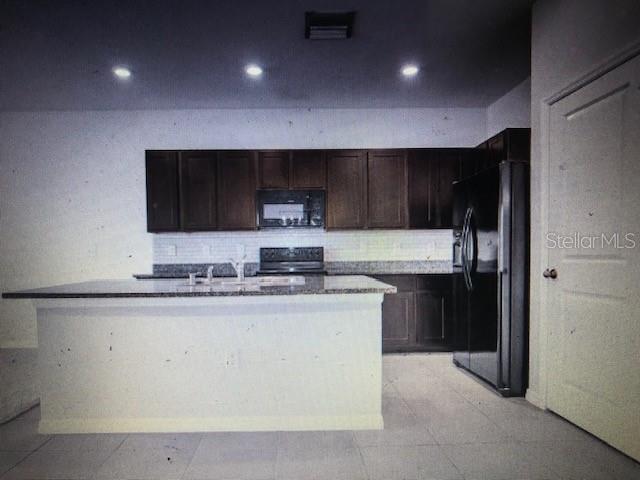 Building Photo - 2874 Suncoast Blend Dr