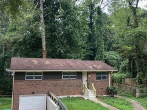 Building Photo - 2139 Trailwood Rd