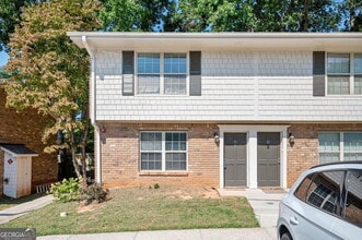 Building Photo - 31 Villa Ct SE Building Photo - 31 Villa Ct SE