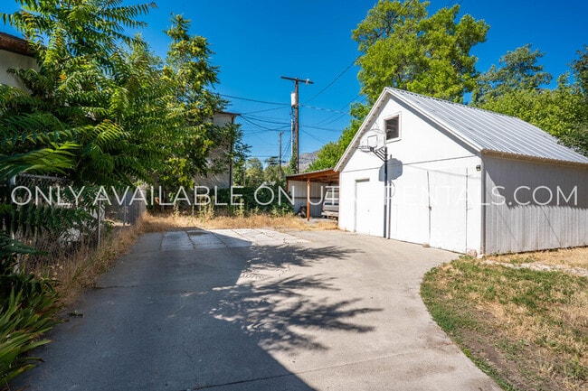 Building Photo - 537 E 200 N