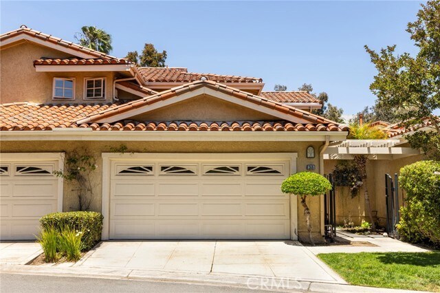 Foto principal - 38 Fairway Dr