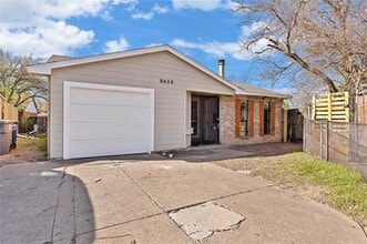 Building Photo - 9456 Culberson St