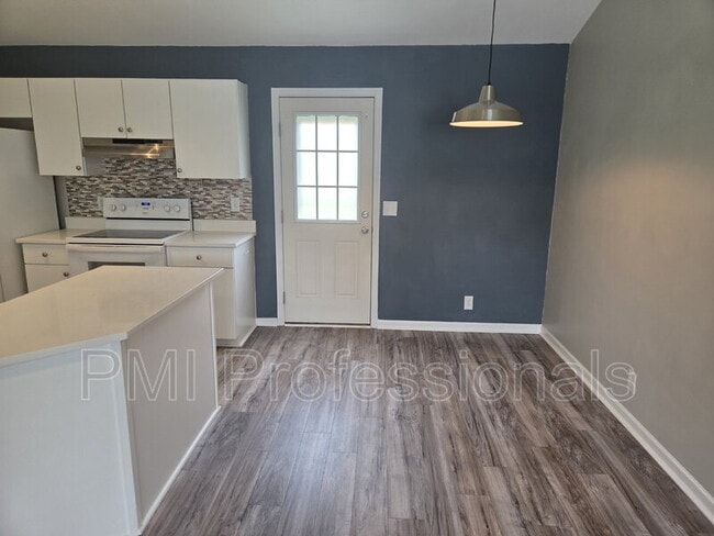Building Photo - 2738 Painted Pony Dr