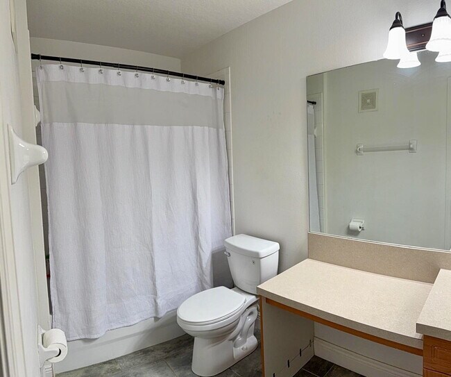 Foto del edificio - Studio / 1-Bedroom Apartment for Rent – Davenport, FL