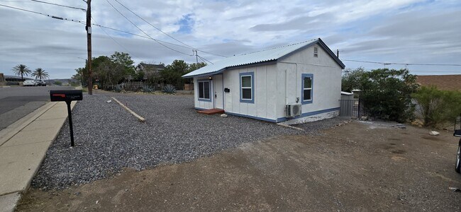 Foto del edificio - 940 S Stone Ave