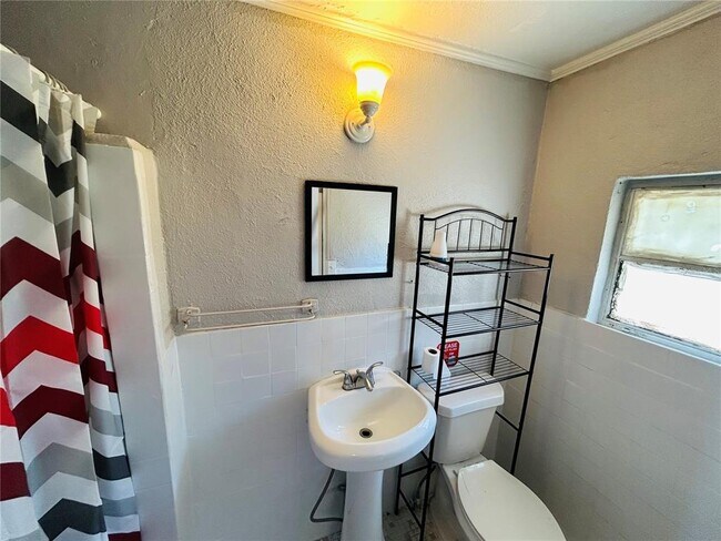 Foto del edificio - 553597 U.S. Rte 1