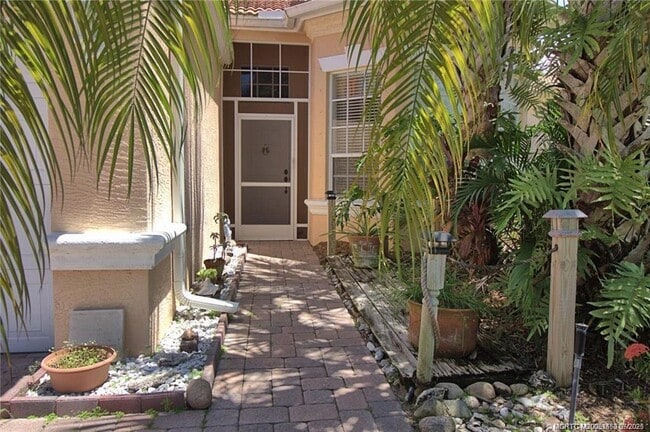 Foto del edificio - 3755 NW Deer Oak Dr