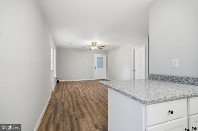 Foto del edificio - 2691 Goldmiller Rd