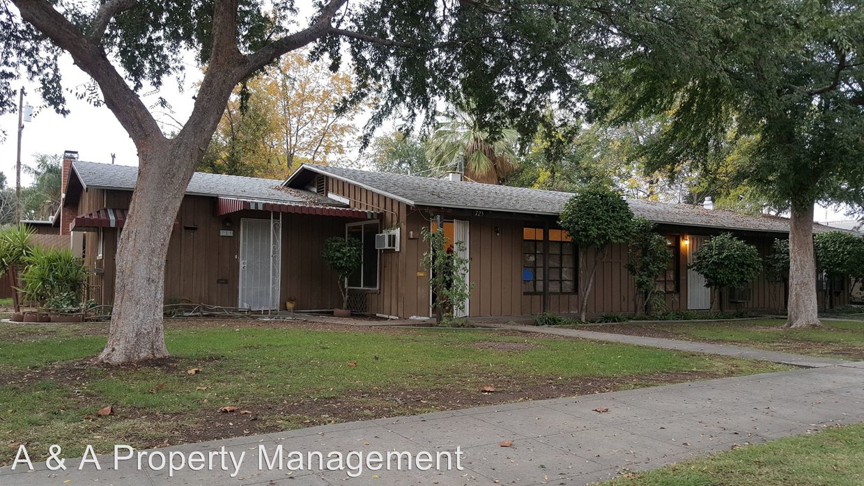 Building Photo - 725 N Ferger Ave