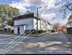 Building Photo - 1815 17th Ave