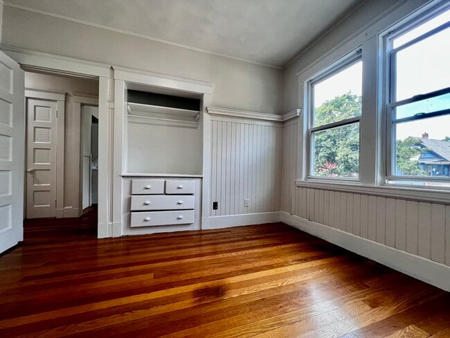 Building Photo - 276 Highland Ave