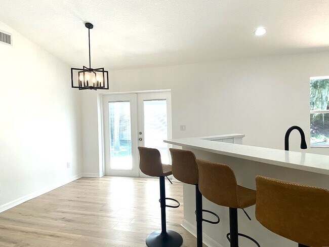 Foto del edificio - Beautiful New Smyrna Beach Home!