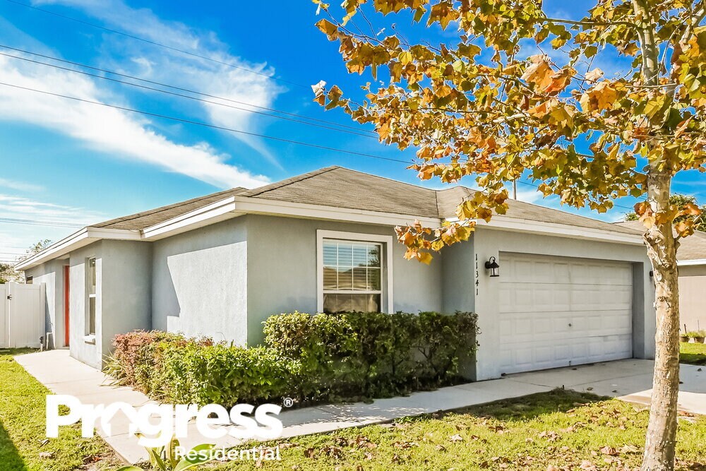 Foto principal - 11341 Southwind Lake Dr