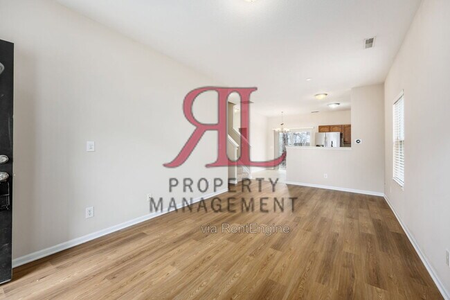Foto del edificio - 1273 Grove Dr