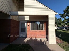 Building Photo - 11141 N 137th St