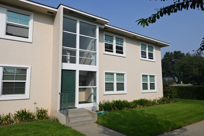 Foto del edificio - 1517 Huntington Dr