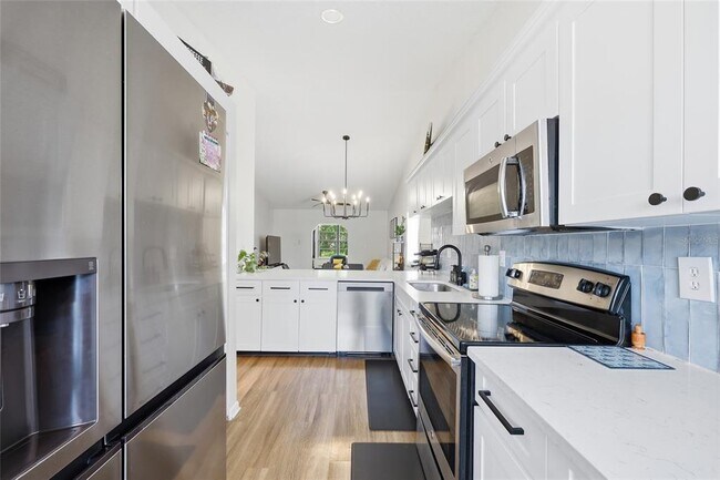 Foto del edificio - 250 Homewood Ave