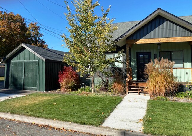 Foto del edificio - Lovely Kalispell Home