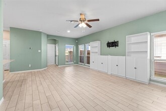 Building Photo - 24717 Teton Holw Trl