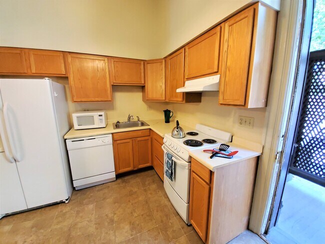 Kitchen - 705 E Buffalo St