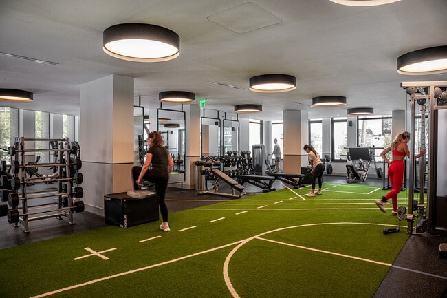 Gym - Journal Square Urby