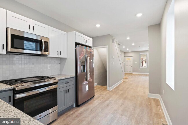 Foto del edificio - 5938 N Beechwood St