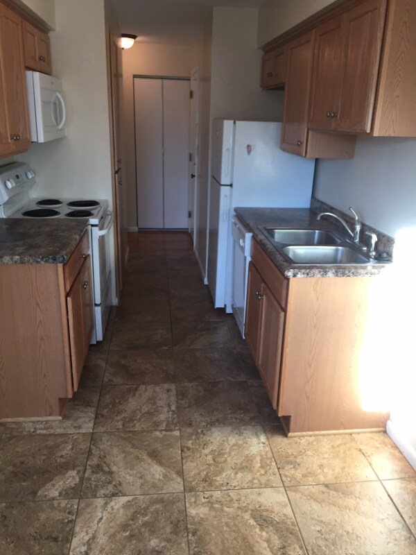 Foto del edificio - 689 Snelling Ave S