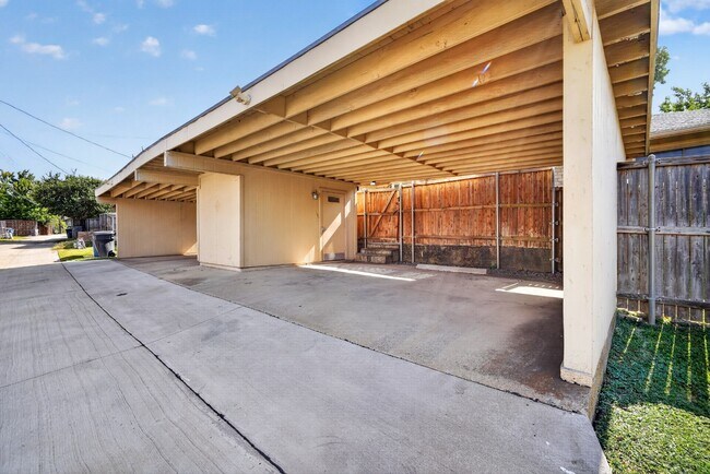 Foto del edificio - North Dallas 3 bedroom - Move in Ready!