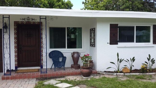 Building Photo - 2580 Belvoir Blvd