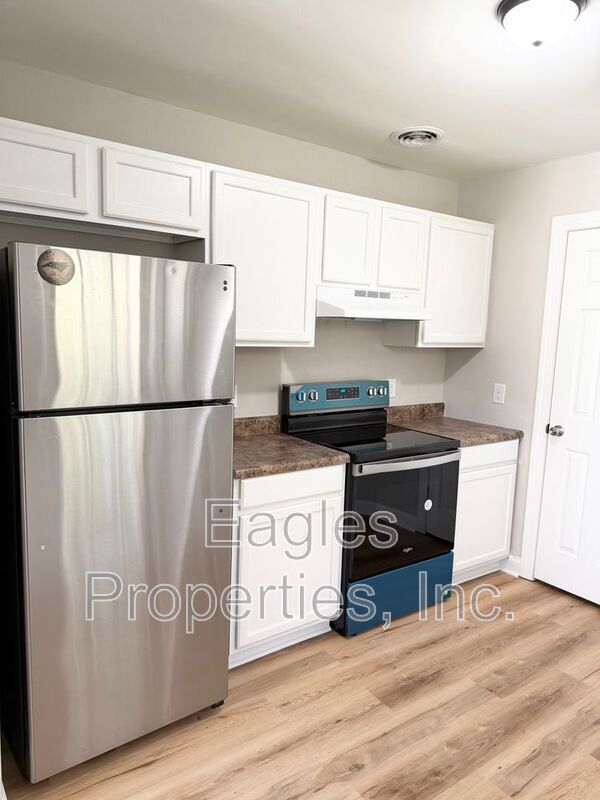 Building Photo - 1713 Harrel St