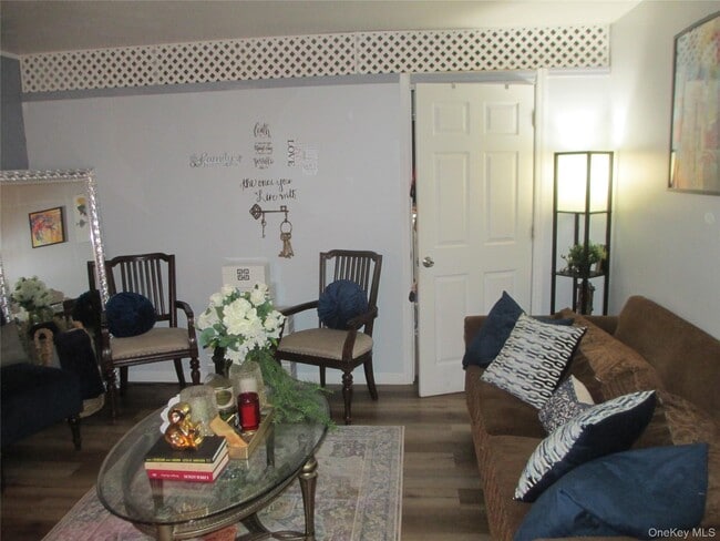 Building Photo - 31 Richard Ct