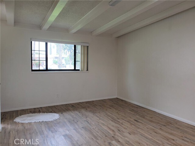 Foto del edificio - 3542 Farnham Pl