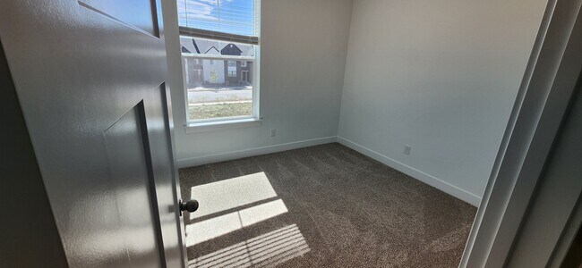 Foto del edificio - 12719 Waterpocket Ln