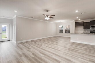 Building Photo - 457 Aurora Creek Ln