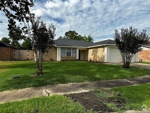 Building Photo - 13015 Tregarnon Dr
