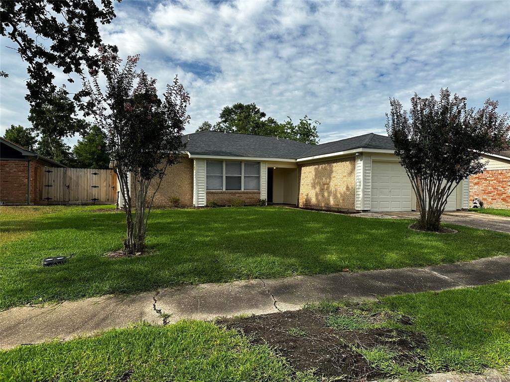 Primary Photo - 13015 Tregarnon Dr