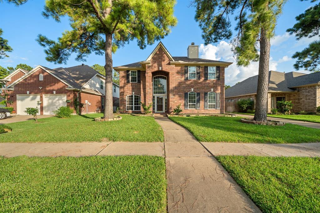 Primary Photo - 15423 Clear Valley Dr