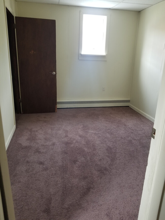 Building Photo - 203 Forrest Avenue