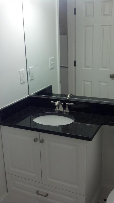 Foto del edificio - 121 Park Dr