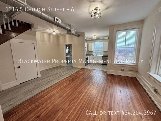 Foto del edificio - 1316.5 Church St
