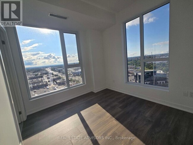 Building Photo - 498-1498 Caldari Rd