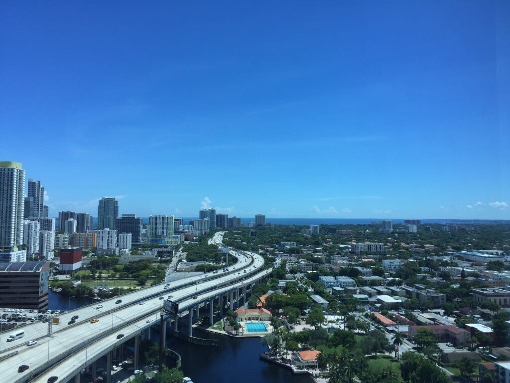 Foto principal - 342 W Flagler St