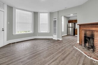 Building Photo - 7472 N Haven Ave