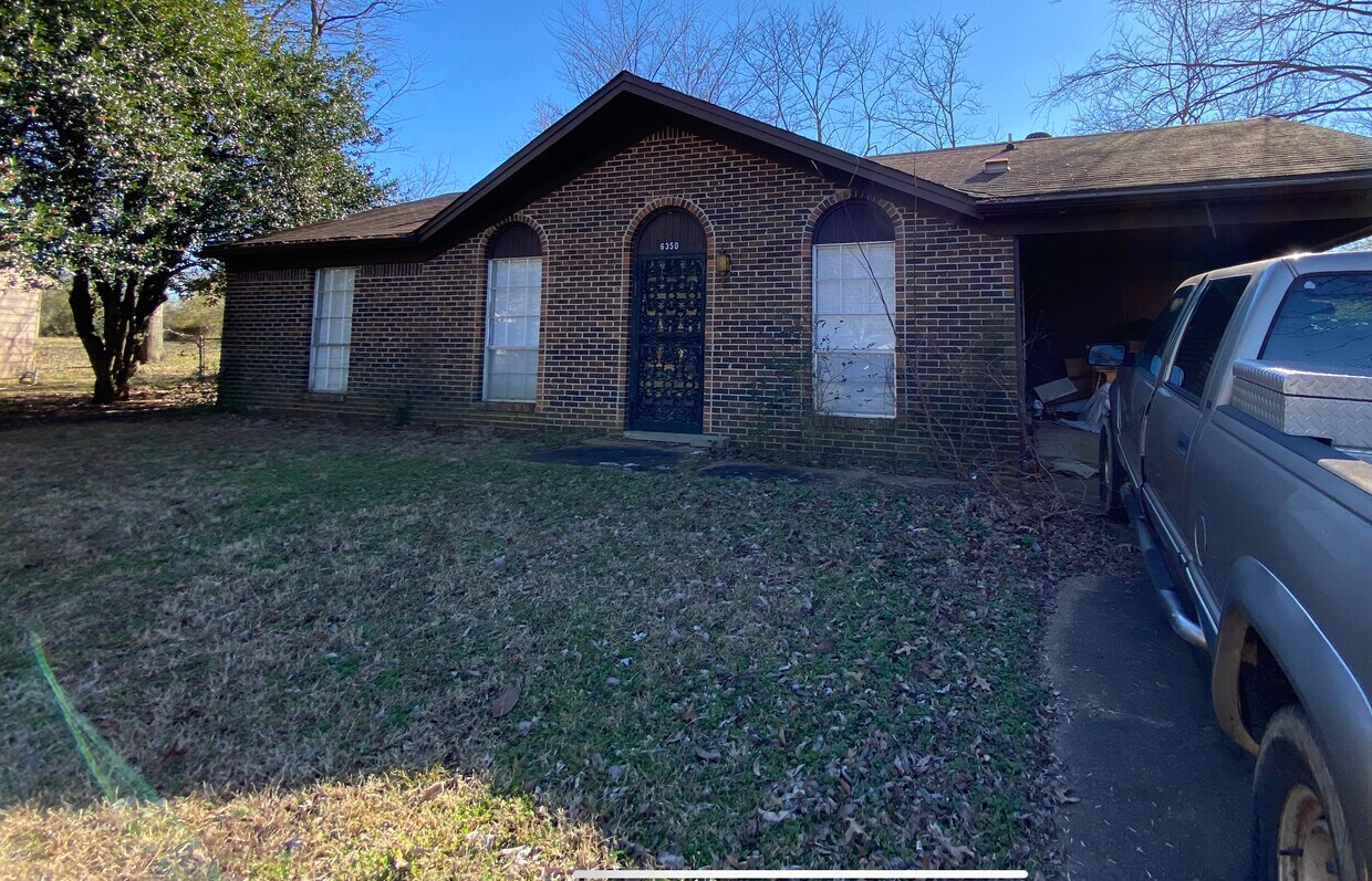 Primary Photo - 6350 Greenbrook S