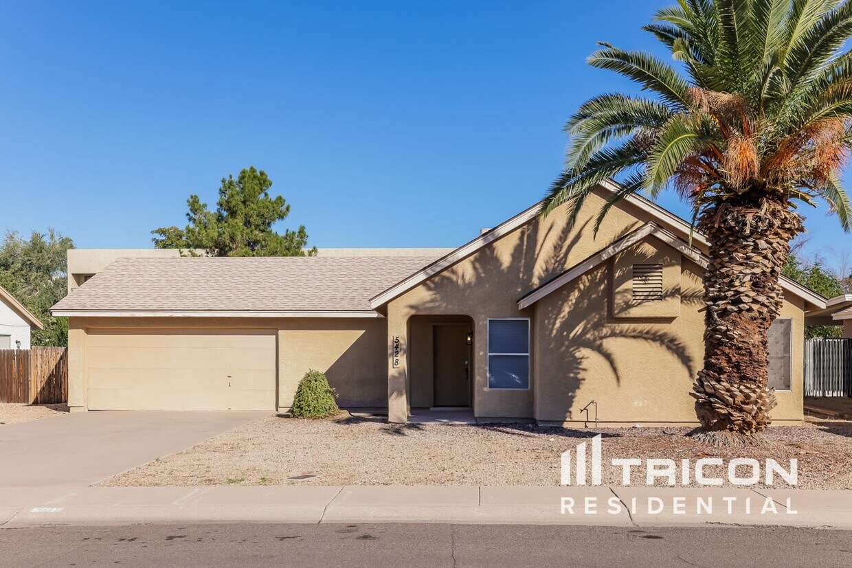 Foto principal - 5428 W Voltaire Dr