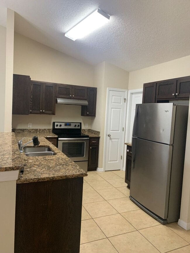 Photo - 2/2 Very Nice Duplex for Rent in St. Cloud House