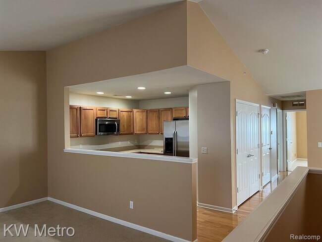 Building Photo - 27975 Hopkins Dr