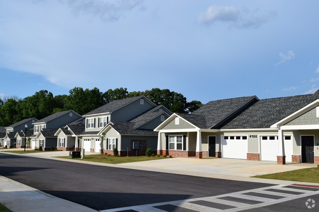 Palladian Community - The Palladian at Promenade