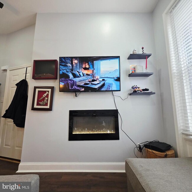 Building Photo - 768 N 26th St