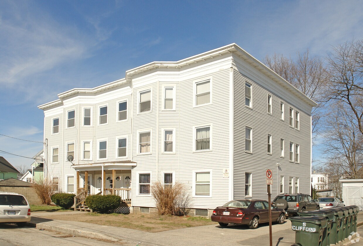 Foto principal - 21 Clifford Ave